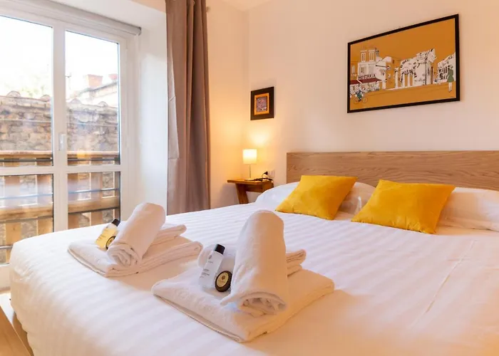 Apartment Domus Domi Barberini Sq. *