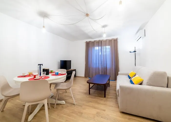 Domus Domi Barberini Sq. Apartment