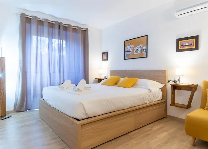 Apartment Domus Domi Barberini Sq.